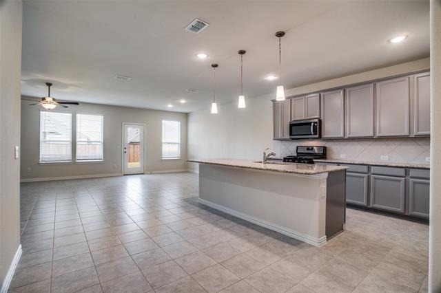 1237 Sharp Street - Photo 3