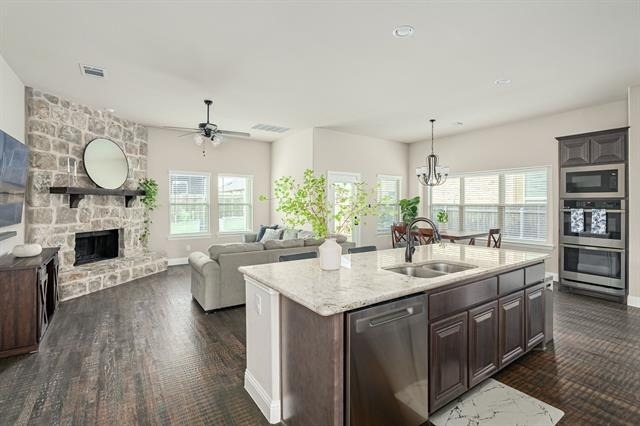 209 Michael Drive - Photo 3