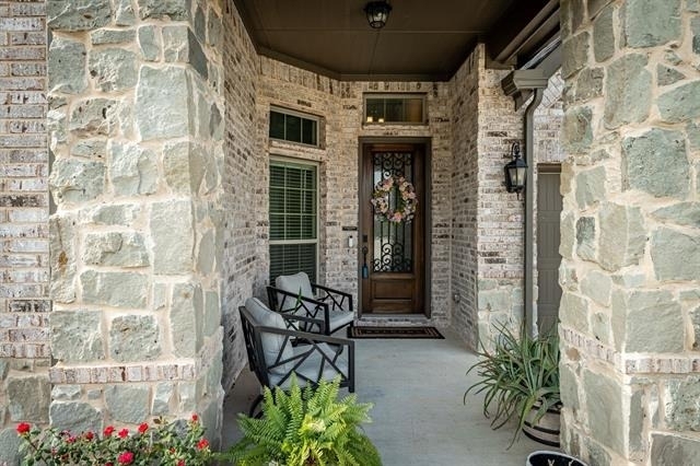 209 Michael Drive - Photo 1
