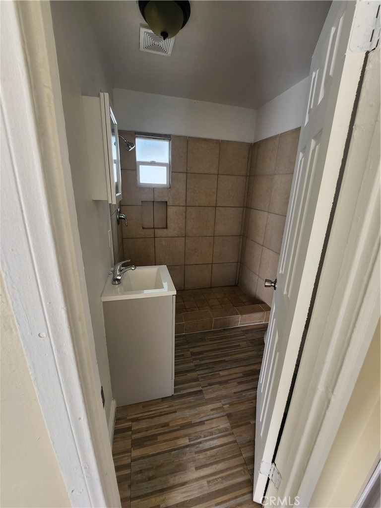 3717 W Imperial - Photo 4