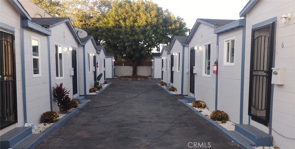 3713 W Imperial - Photo 8
