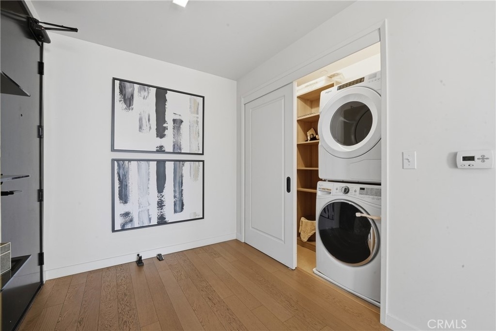 1050 S Grand - Photo 49