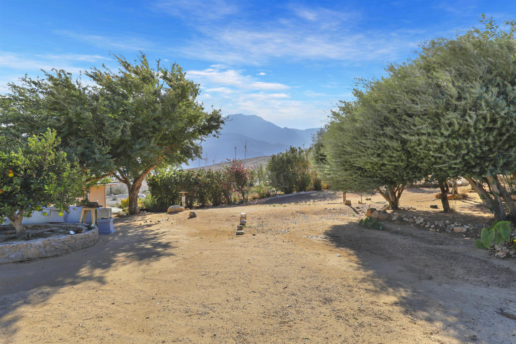 60781 Painted Hills Road - Photo 23
