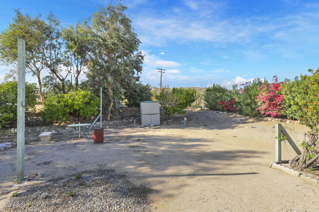 60781 Painted Hills Road - Photo 24