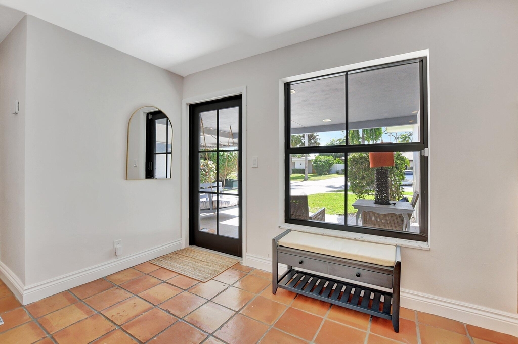 801 Sw 5th Street - Photo 4