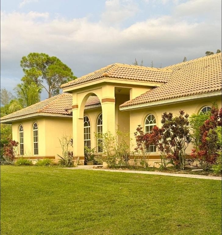 13638 88th Place N - Photo 2