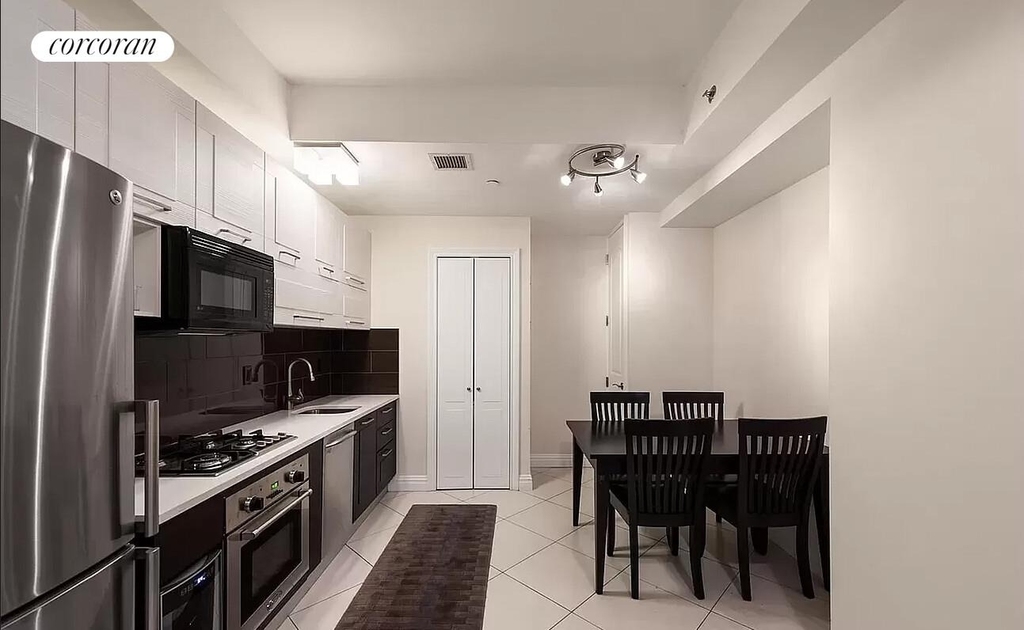 143 W 30th Street - Photo 5