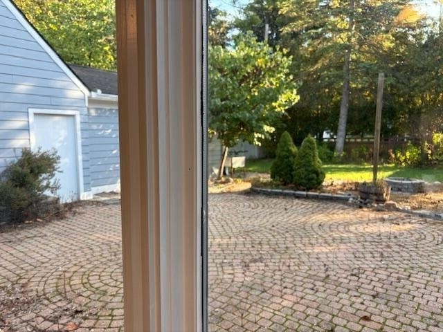 815 Hewett Drive - Photo 5