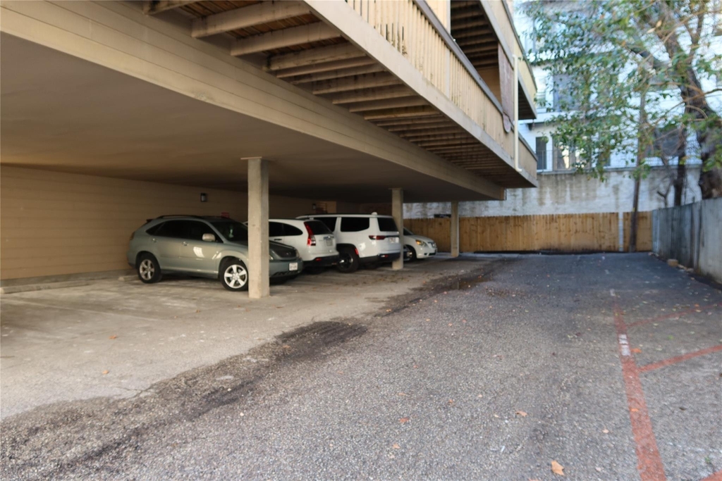 2210 Pearl St - Photo 22