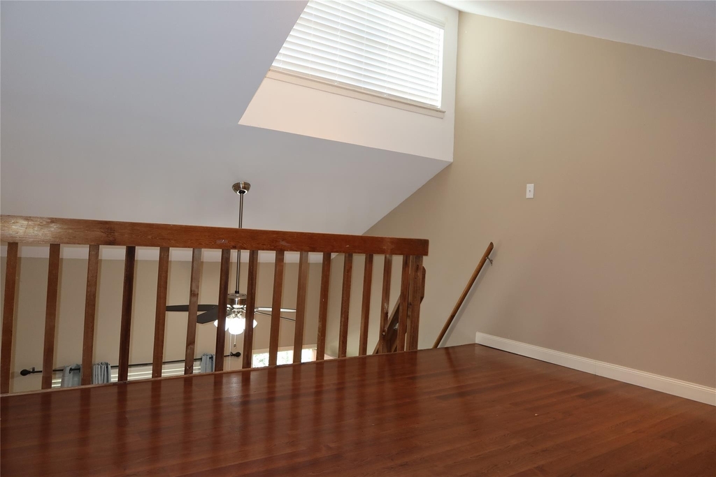 2210 Pearl St - Photo 18