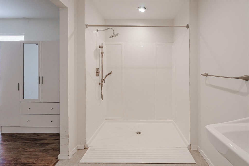 2106 Lamplight Village Cir - Photo 12