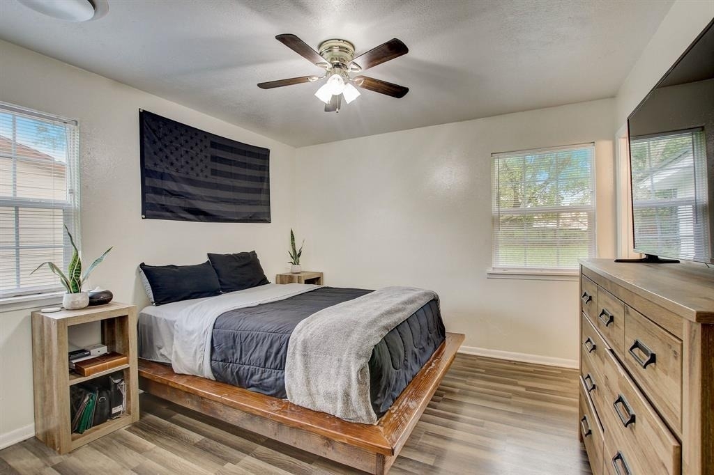 1208 S 19th St - Photo 11