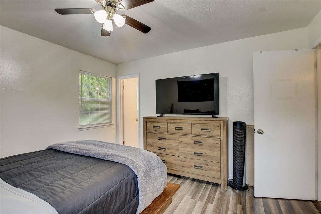 1208 S 19th St - Photo 12