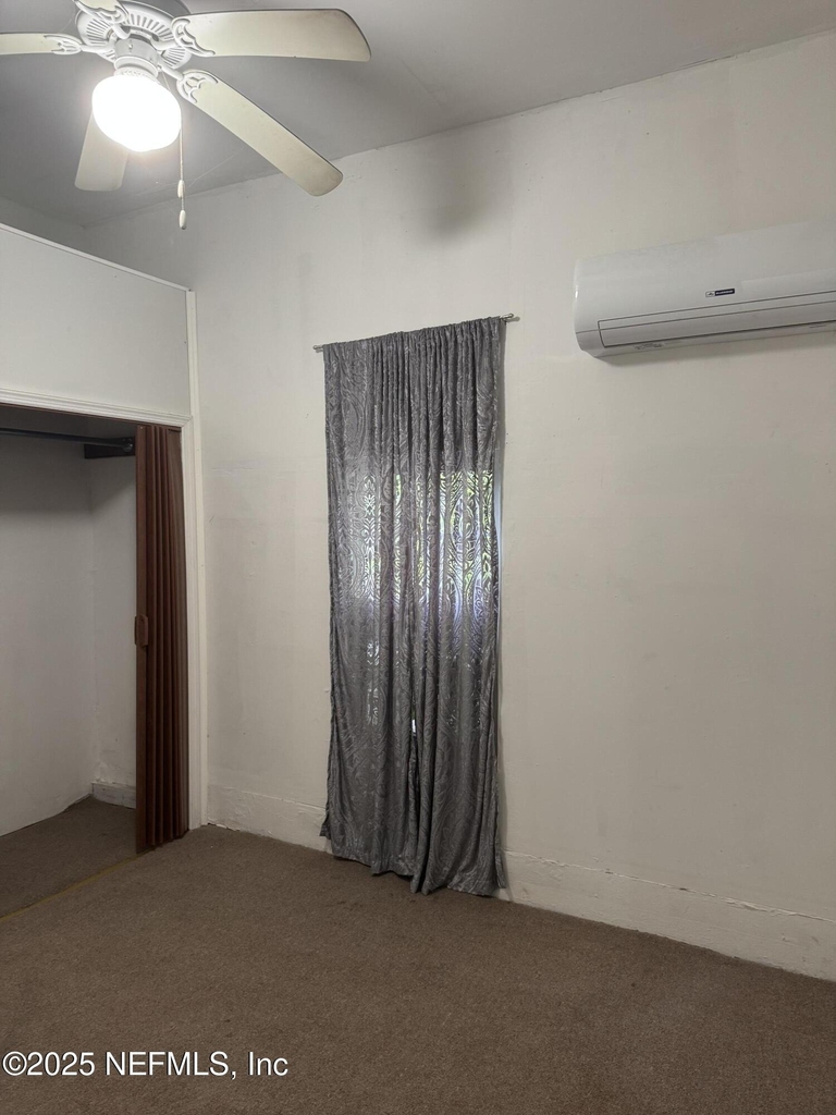 946 Spearing Street - Photo 12