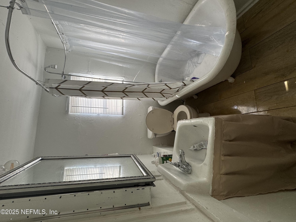 946 Spearing Street - Photo 1