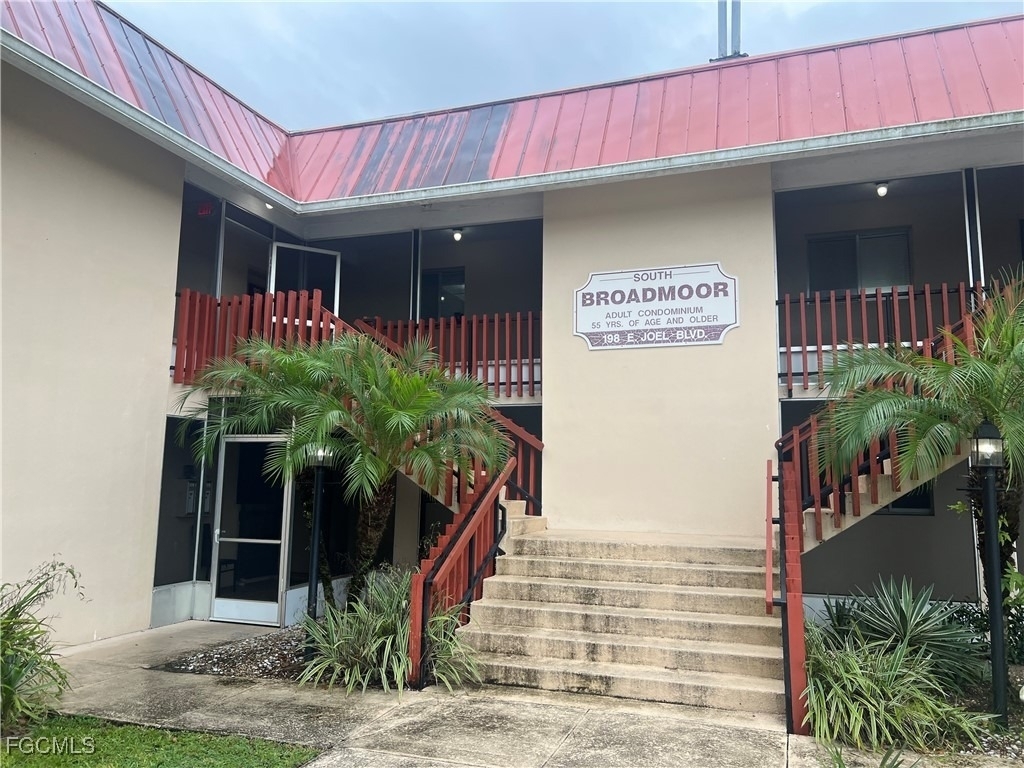 198 Joel Boulevard - Photo 0
