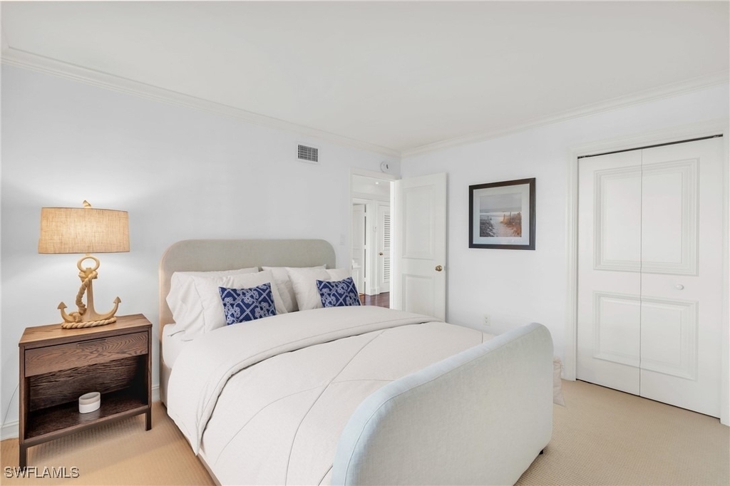 271 Broad Avenue S - Photo 10
