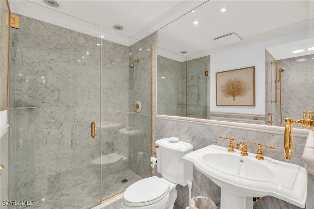 271 Broad Avenue S - Photo 7