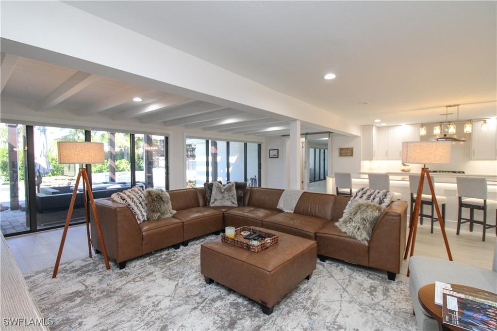 1555 Crayton Road - Photo 10