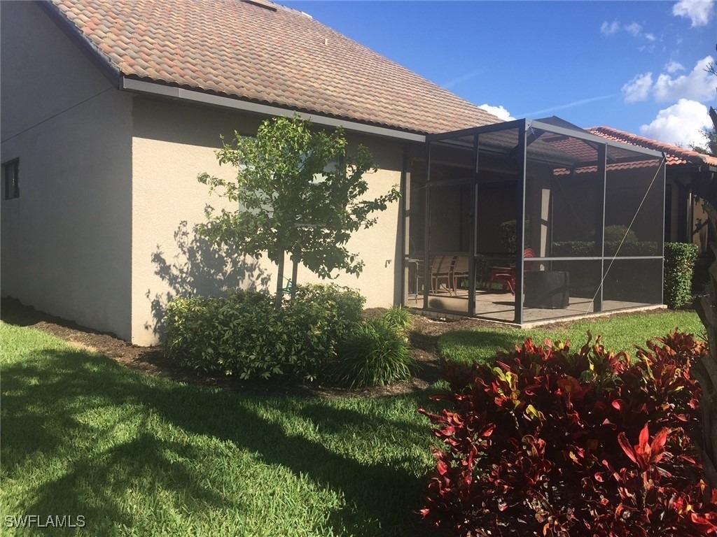 5728 Mayflower Way - Photo 3