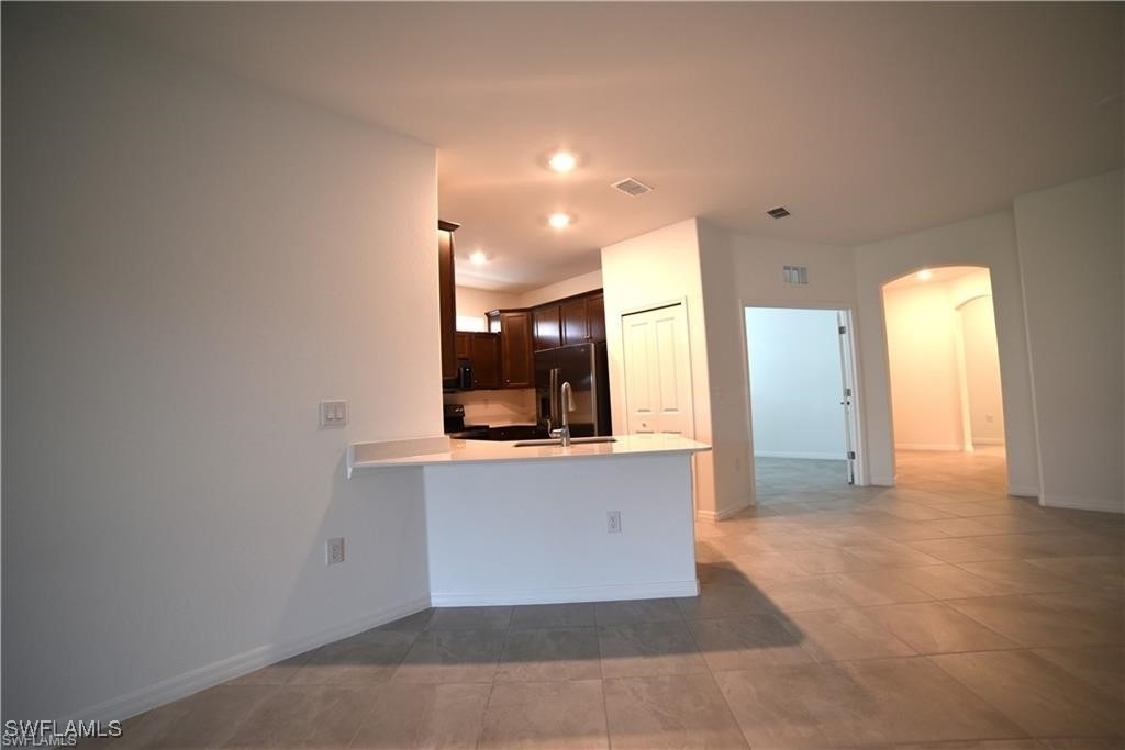 2665 Vine Avenue - Photo 1