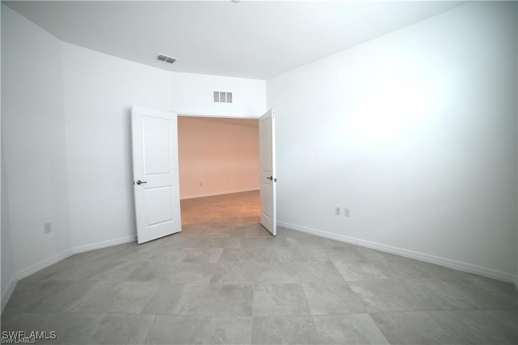 2665 Vine Avenue - Photo 8