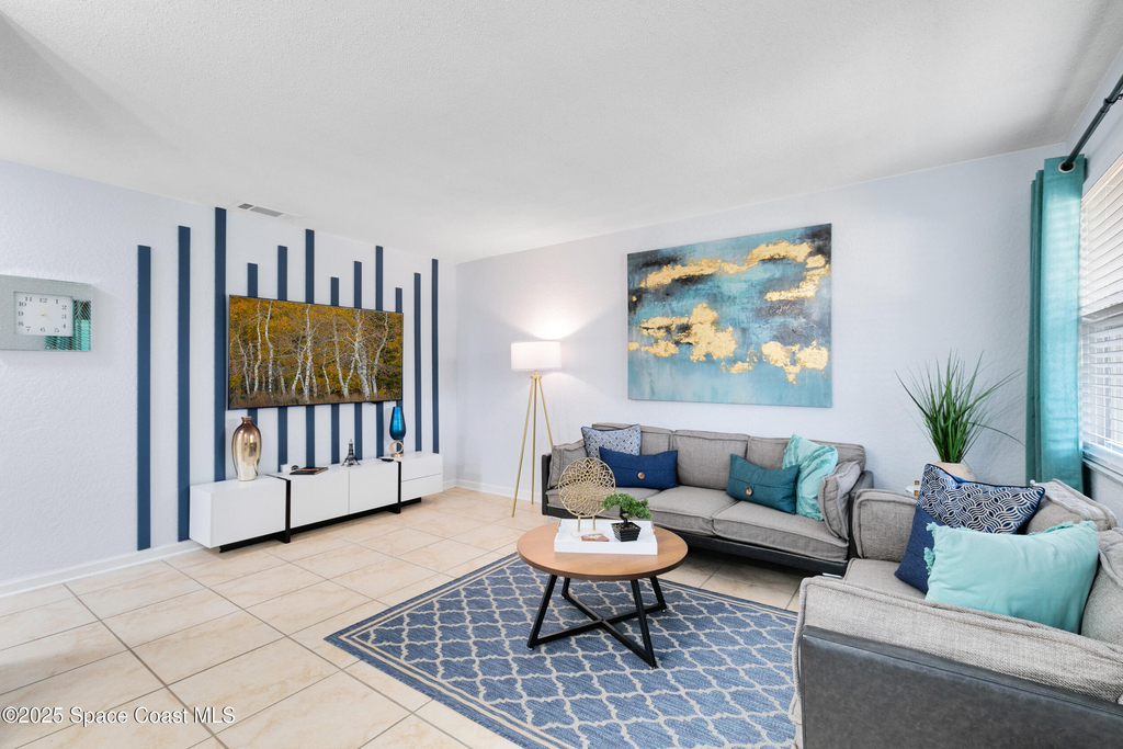 1029 Park Drive - Photo 2