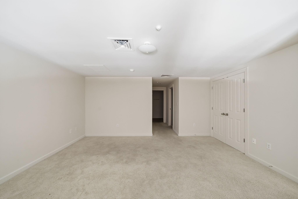 914 Main Street - Photo 5