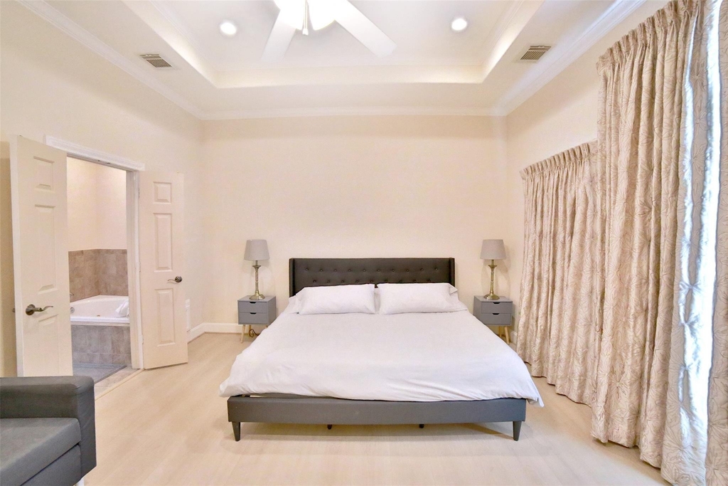 2410 Dorrington Street - Photo 10