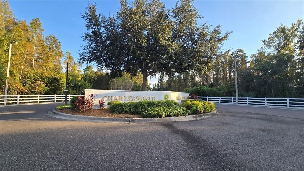 1302 Denman Court - Photo 26