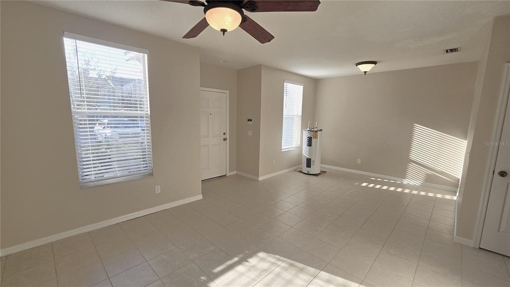 1302 Denman Court - Photo 6