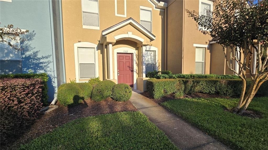 1302 Denman Court - Photo 1
