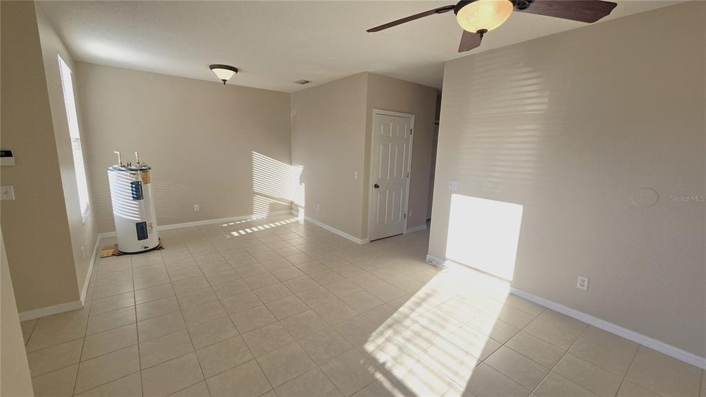 1302 Denman Court - Photo 8