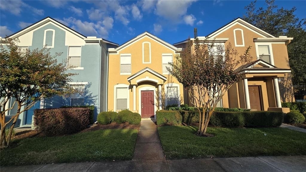 1302 Denman Court - Photo 4