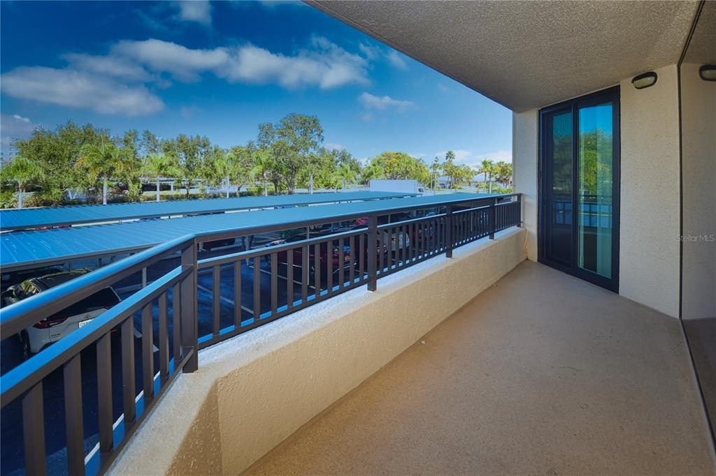 690 Island Way - Photo 20