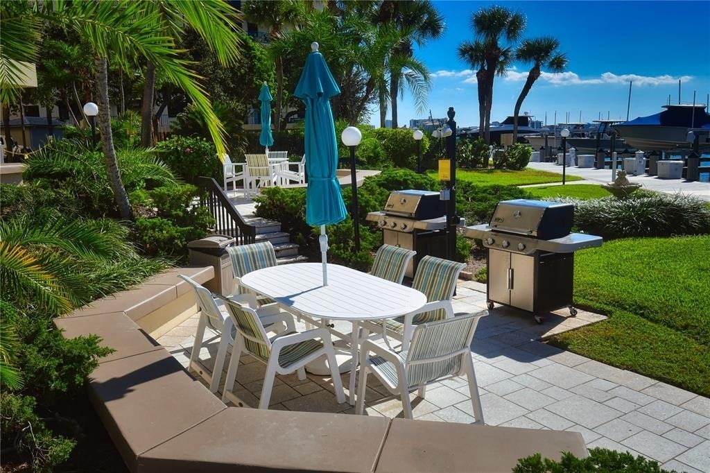 690 Island Way - Photo 26