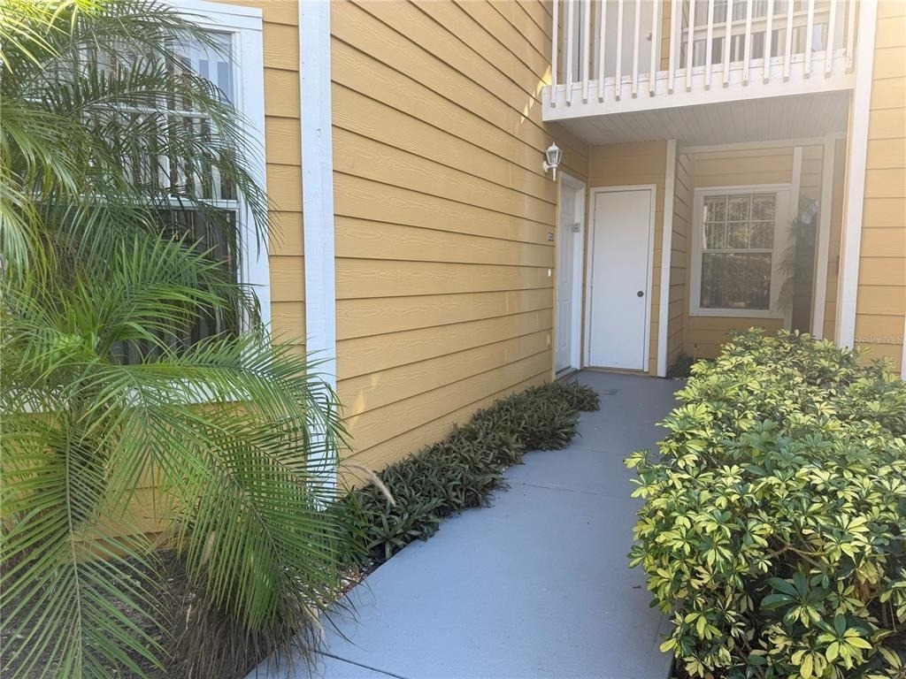 8722 Rain Forest Place - Photo 1