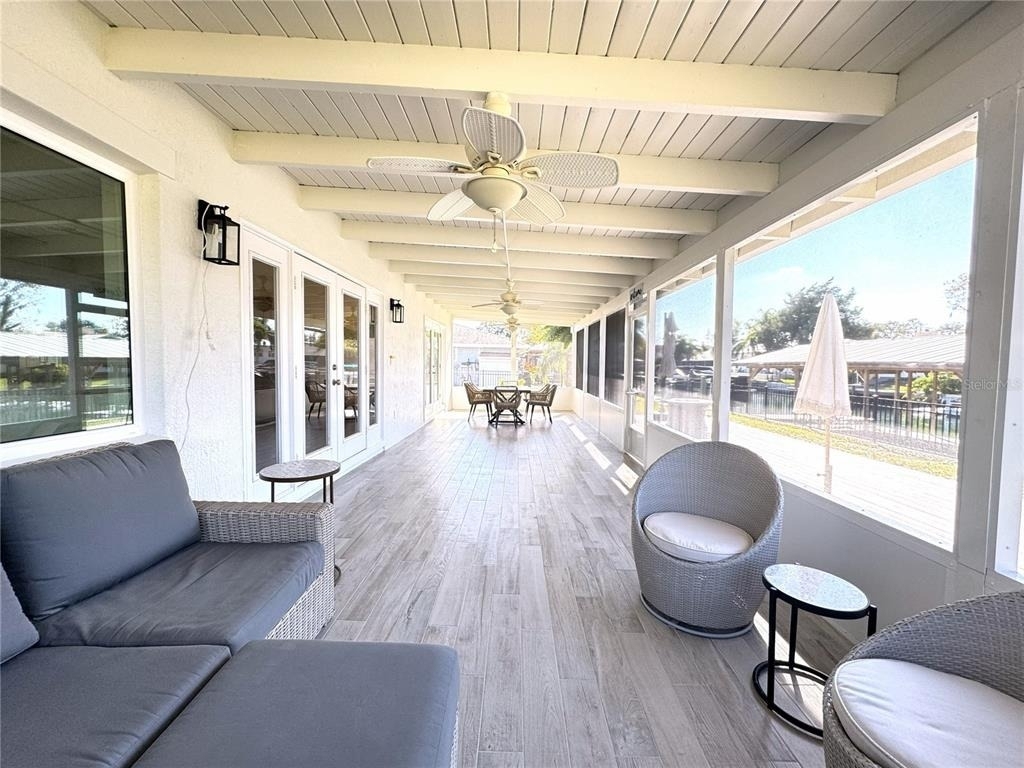 1004 Se 5th Avenue - Photo 36