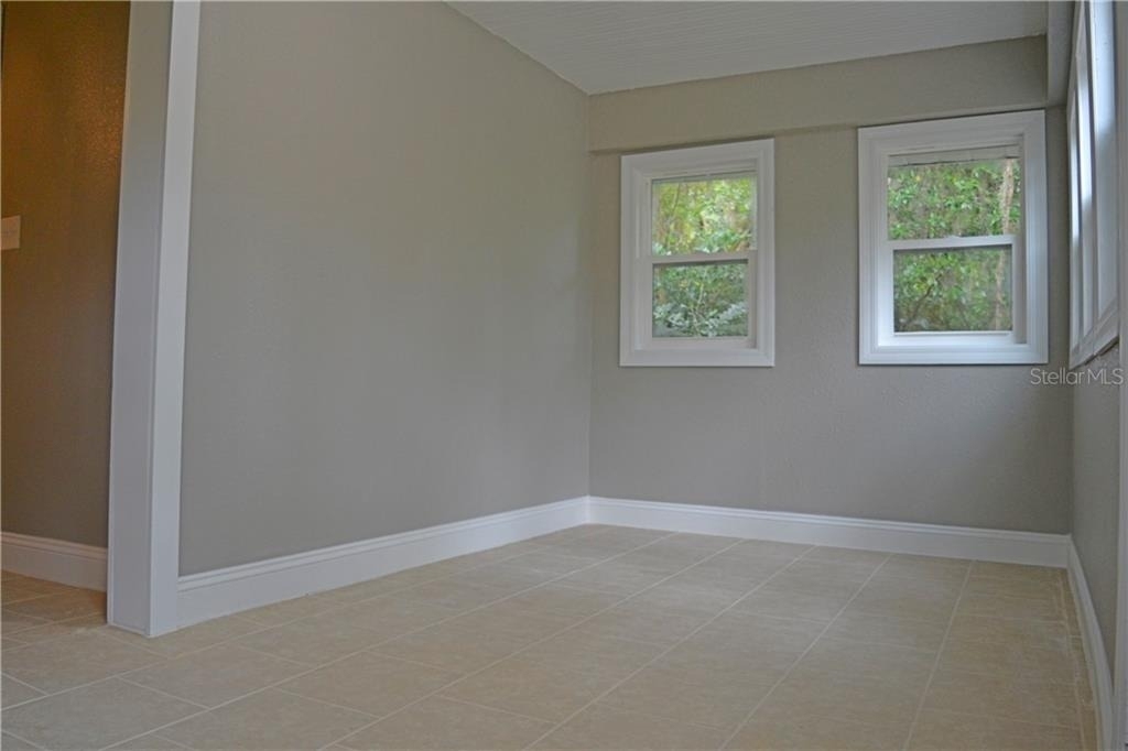 647 S Delaware Avenue - Photo 15