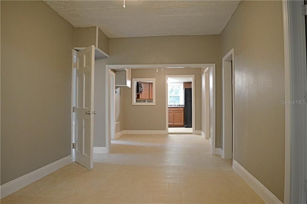 647 S Delaware Avenue - Photo 5