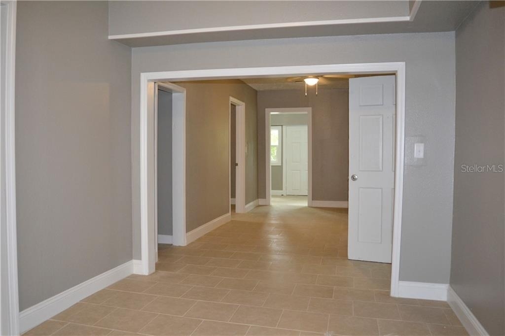 647 S Delaware Avenue - Photo 17