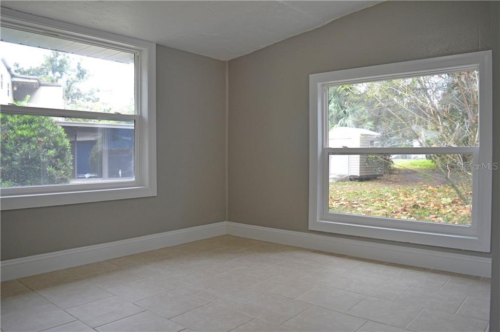 647 S Delaware Avenue - Photo 8