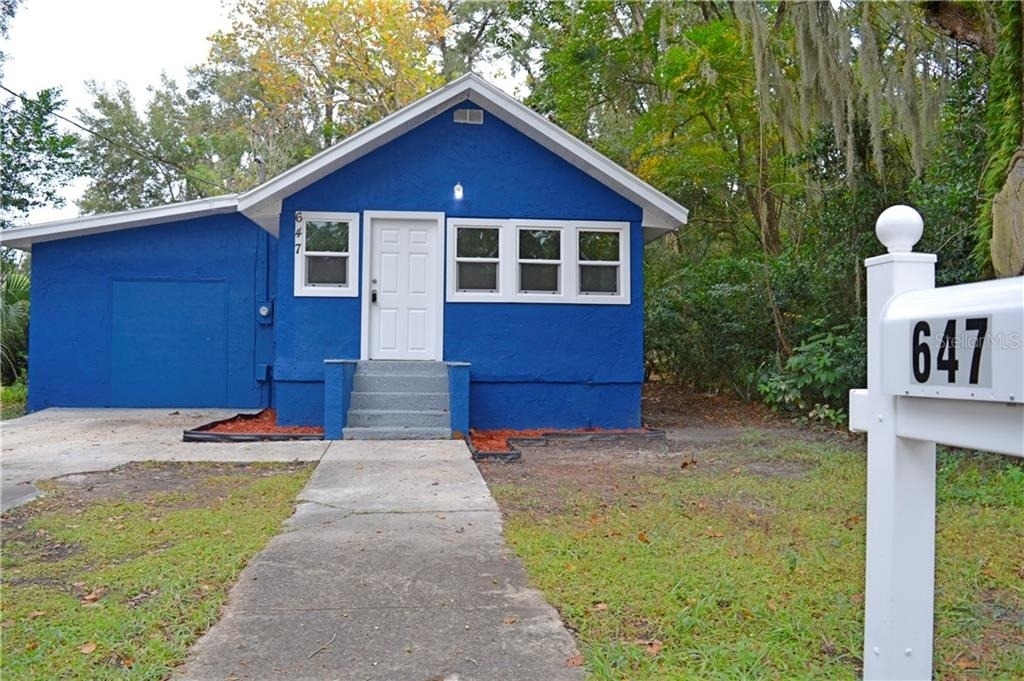 647 S Delaware Avenue - Photo 1