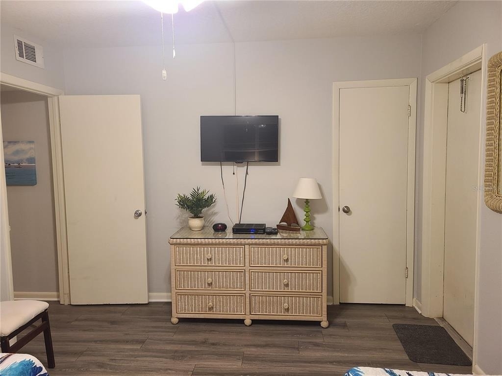 815 Ocean Shore Boulevard - Photo 6