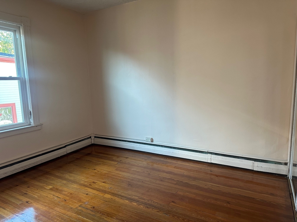 176 Adelaide Street - Photo 1