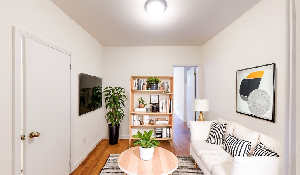 218 East 85th Street - Photo 1