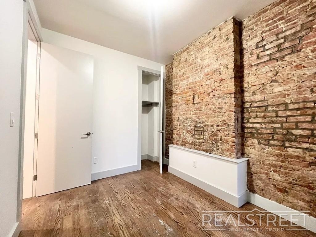 1351 Hancock Street - Photo 4