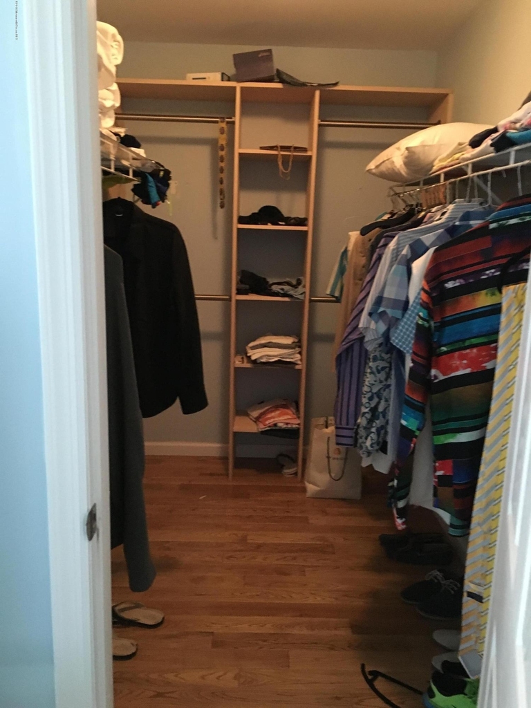 110 Poplar Avenue - Photo 2
