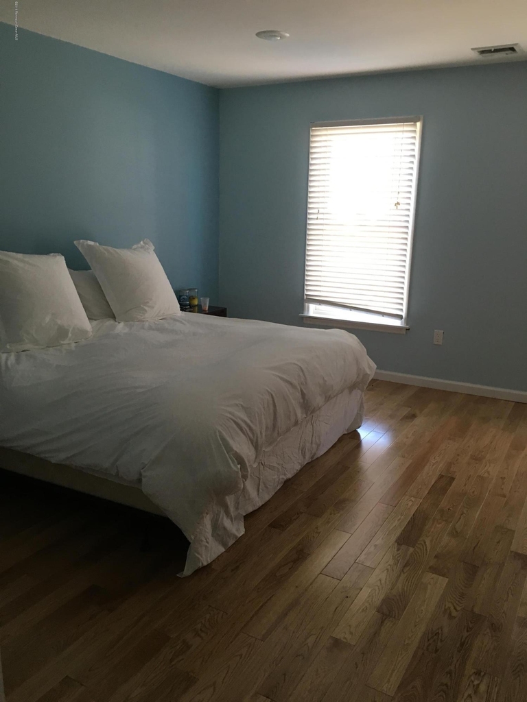 110 Poplar Avenue - Photo 1