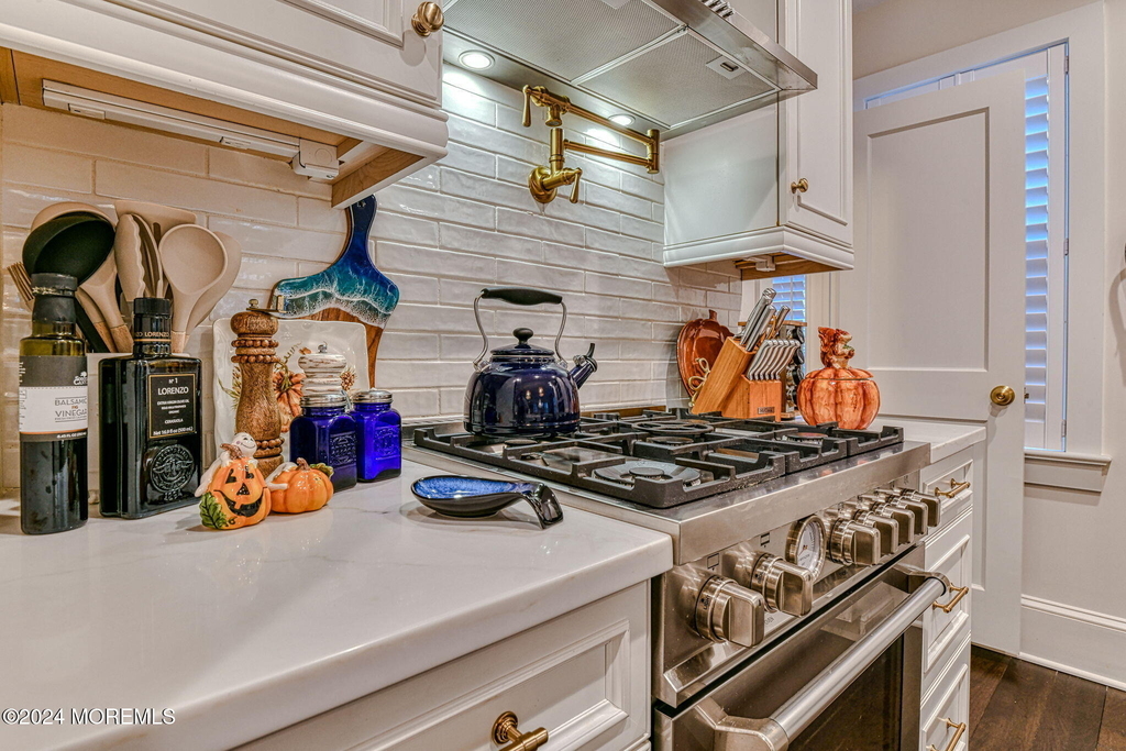 77 Asbury Avenue - Photo 13